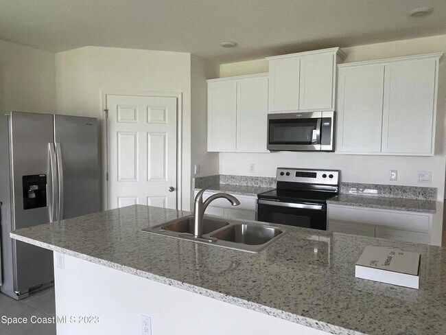 Foto del edificio - 2194 Farmhouse Rd SE