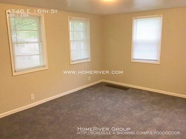 Building Photo - Check out this great 3 BD/2 BA rental!