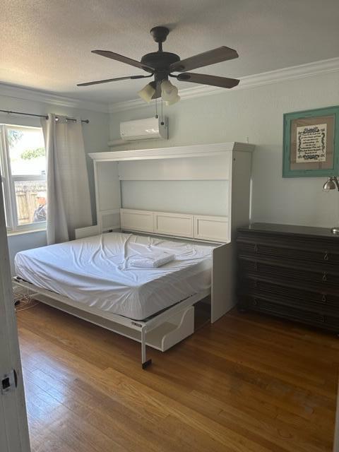 Photo - 1317 N M St House