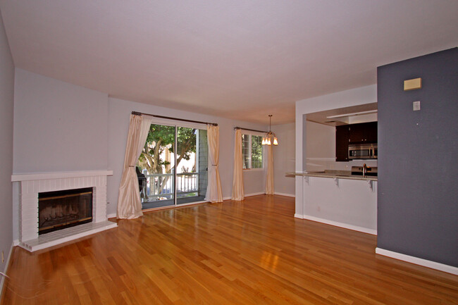 Open living with balcony - 8505 Gulana Ave