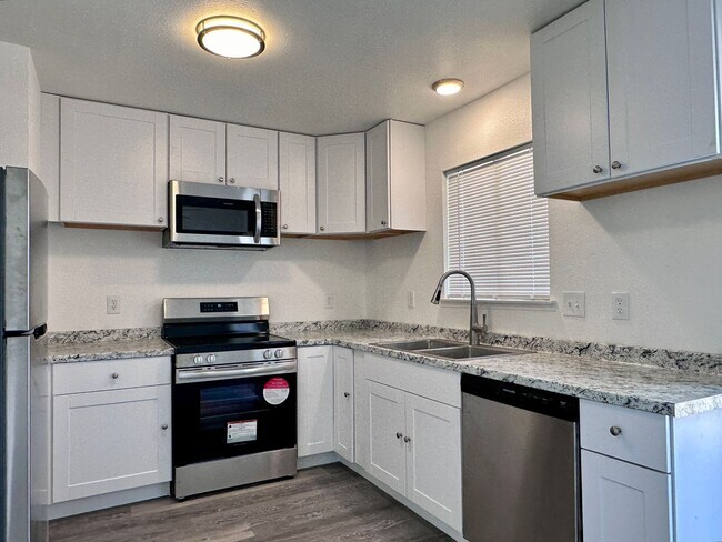 Building Photo - 241RI