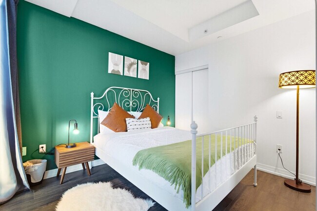 Building Photo - 186 Jarvis St