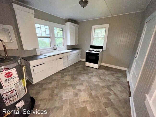 Foto del edificio - 2 br, 1 bath House - 1275 Doucette Avenue