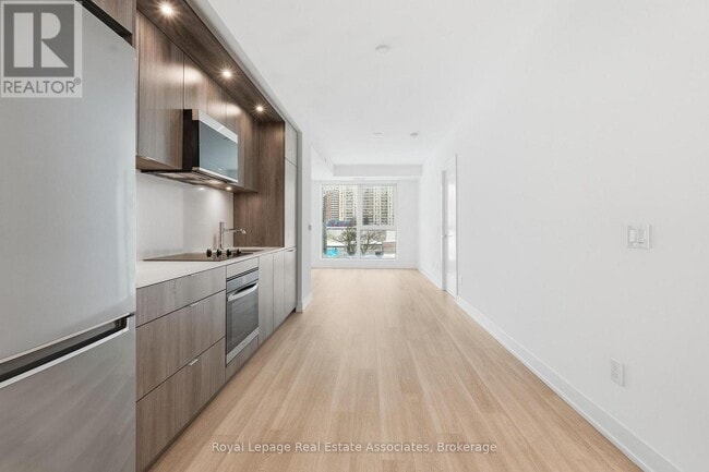 Building Photo - 25 Cordova Ave