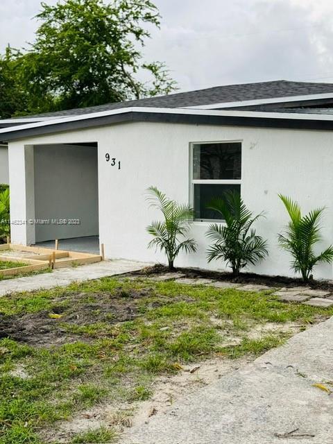 Building Photo - 931 NW 16th Terrace