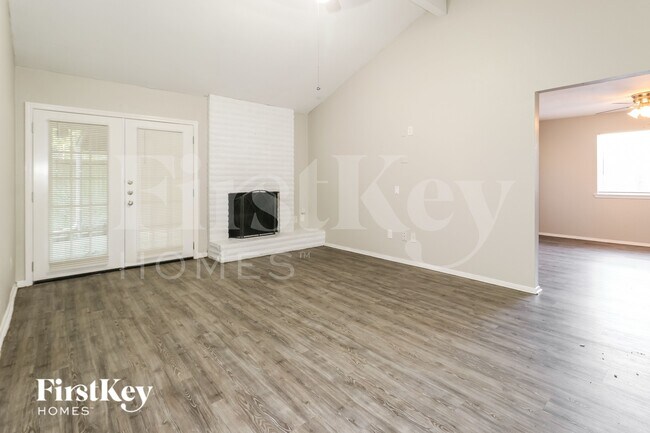 Building Photo - 4439 Algernon Dr