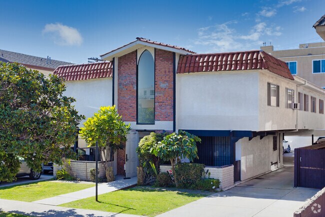 Building Photo - 3607 Clarington Ave