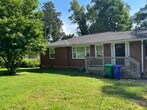 Foto principal - 2722 Harrington Dr