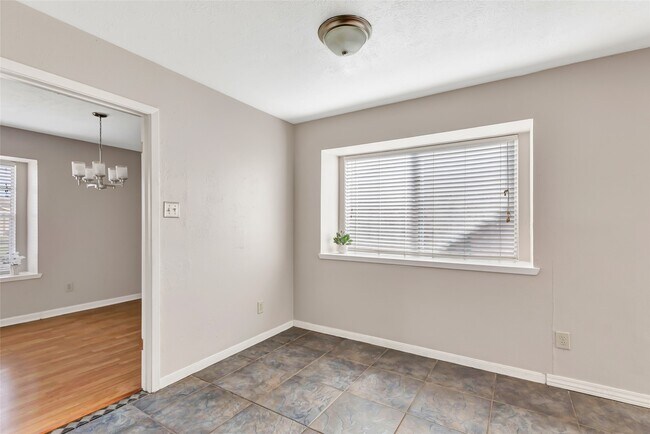 Foto del edificio - 7214 Dogwood Trail Dr