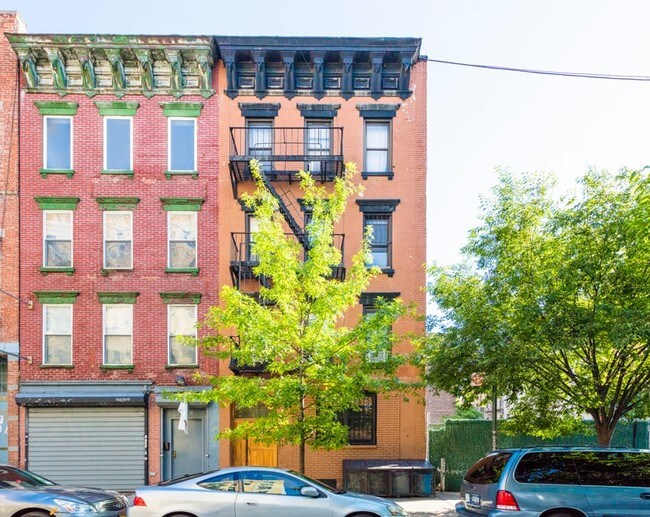 Foto del edificio - 414 E 115th St