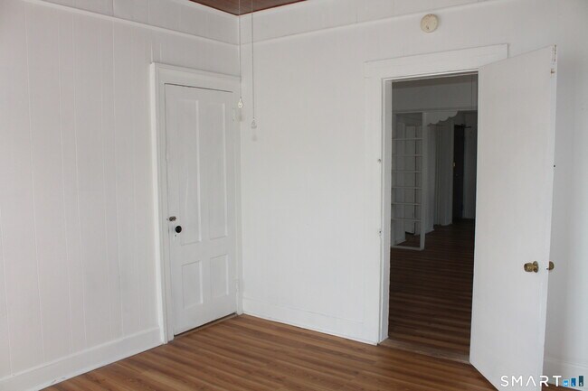 Foto del edificio - 115 S Colony St