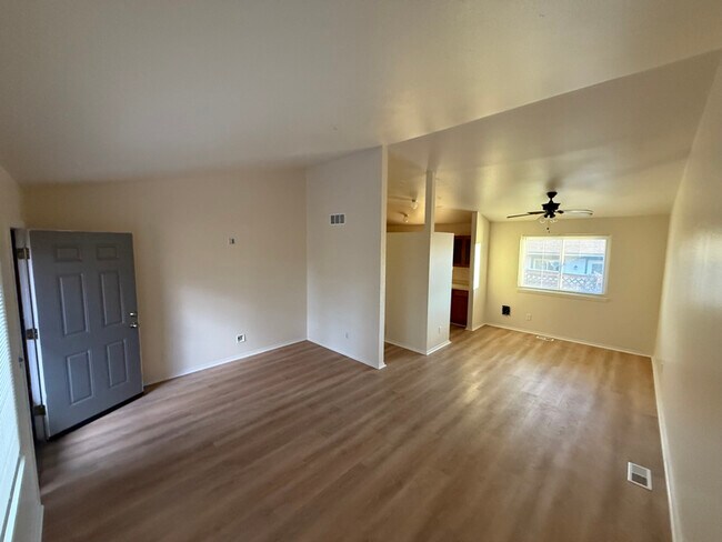 Foto del edificio - 5380 S Prescott St