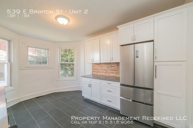 Building Photo - 539 Brinton St