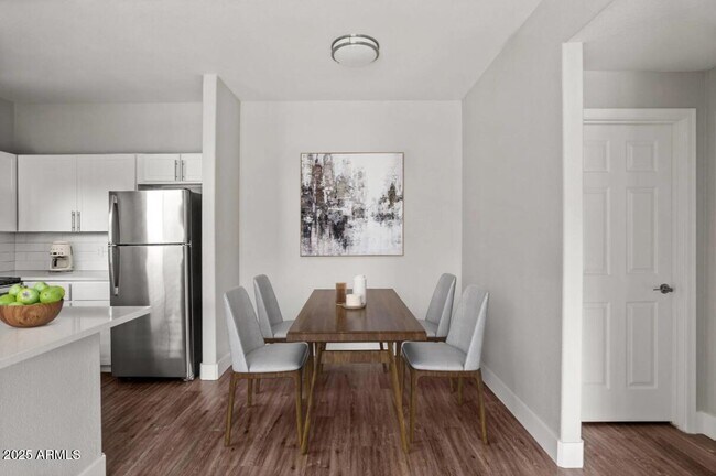 Foto del edificio - 1250 W Grove Pkwy
