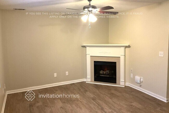 Building Photo - 715 Carlton Pointe Way