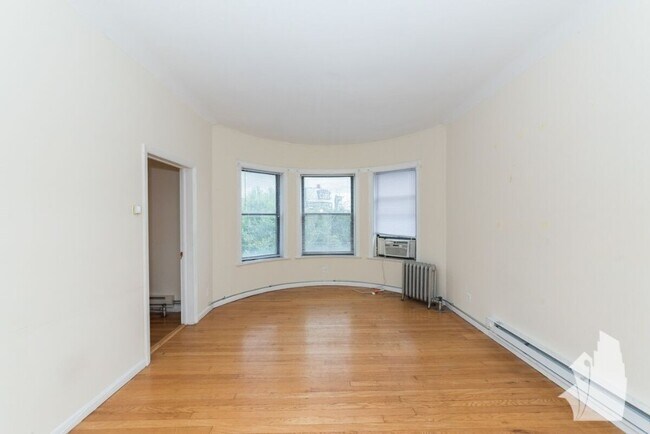 Foto del edificio - 923 W Waveland Ave