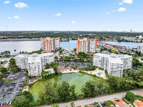 Building Photo - 1300 NE Miami Gardens Dr