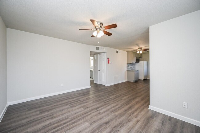 Foto del edificio - 1518 East Ave