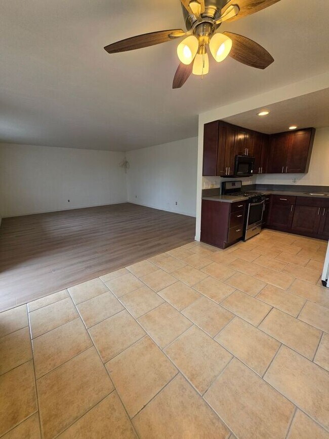 Foto del edificio - 1/2 off 1st Months Rent!! Summer Special on Santa Margarita (3BR/2BA)
