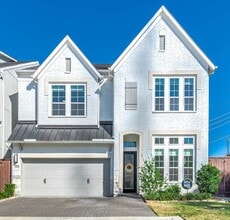 Building Photo - 3102 Somerset Levens Ln
