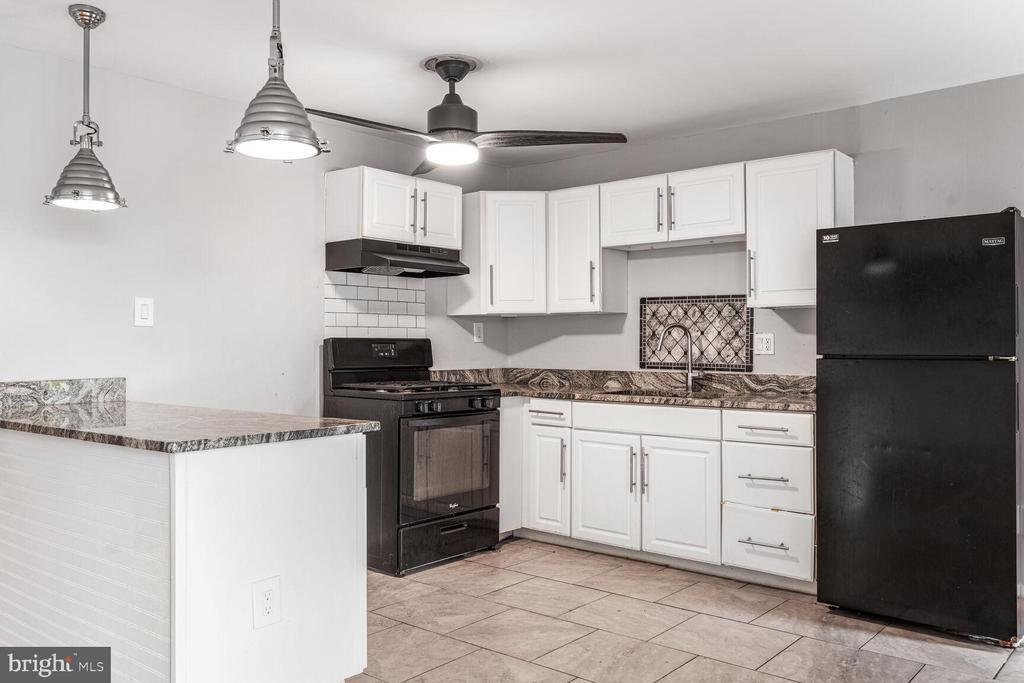 Foto principal - 7316 Donnell Pl
