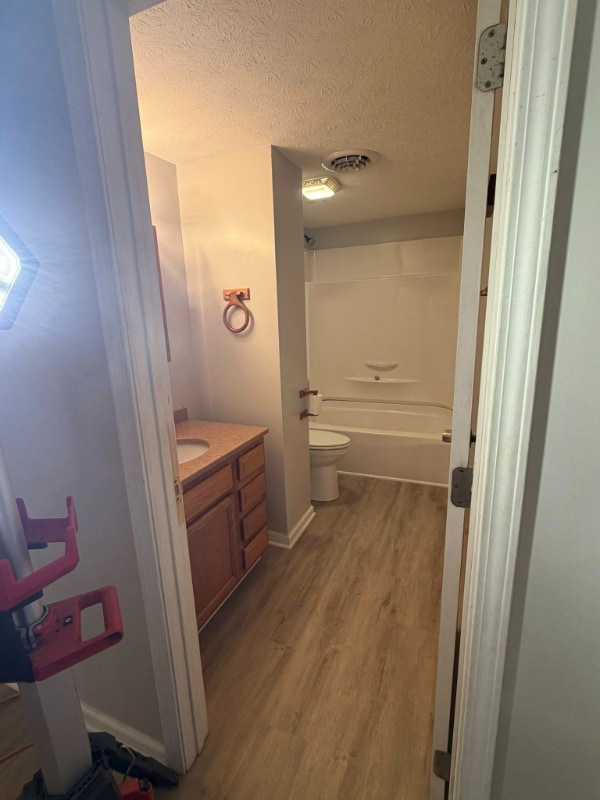 Foto del edificio - 808 N Main St