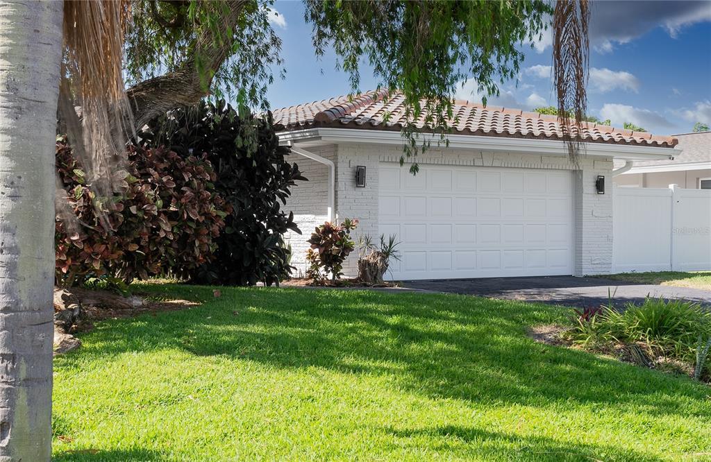 Foto principal - 745 123rd Ave