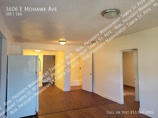 Building Photo - ***SECTION 8 HOUSNG***