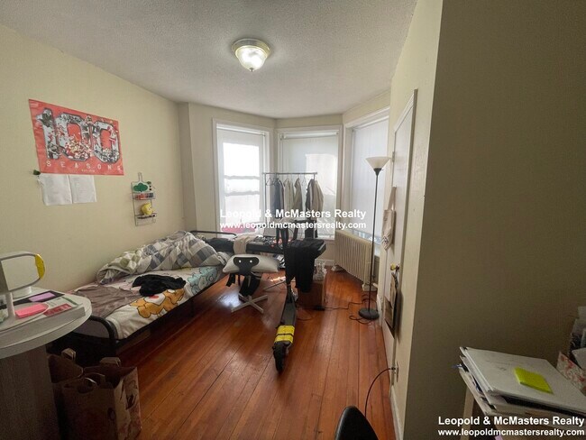 Foto del edificio - 115 Commonwealth Ave