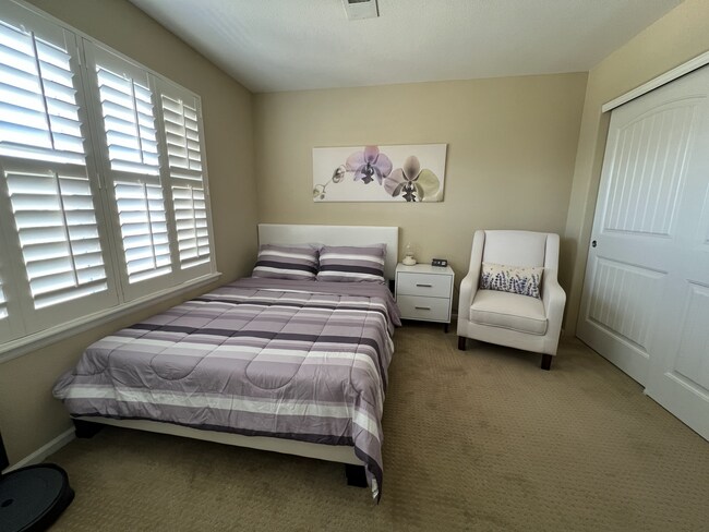 Building Photo - 12216 S Great Plain Way