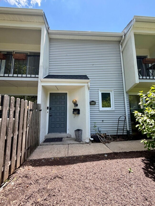 Foto del edificio - 274 W Chelsea Cir
