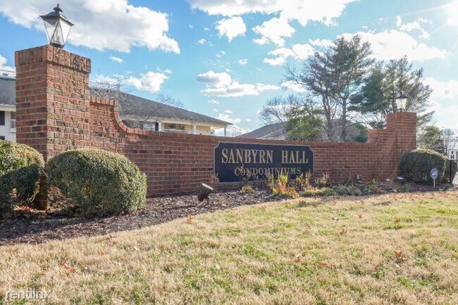 Foto del edificio - 1280 Middle Tennessee Blvd