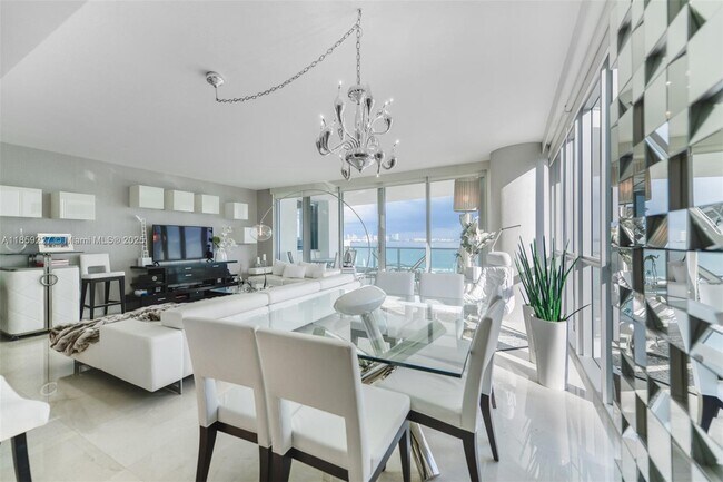 Foto del edificio - 1331 Brickell Bay Dr