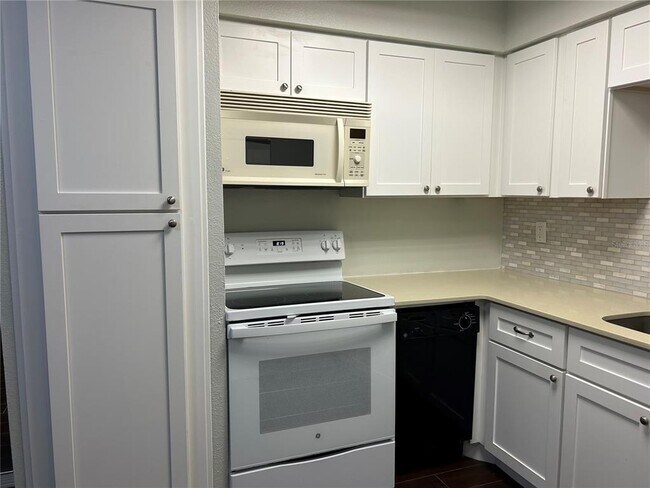 Building Photo - 632 Georgetown Dr