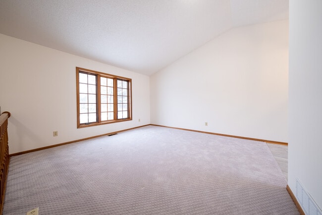 Foto del edificio - 3655 Falcon Way