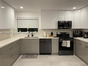 Foto principal - 360 NE 116th St