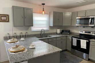 Building Photo - Eagle Meadows Apartments