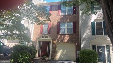 Building Photo - 150 Steven Ln