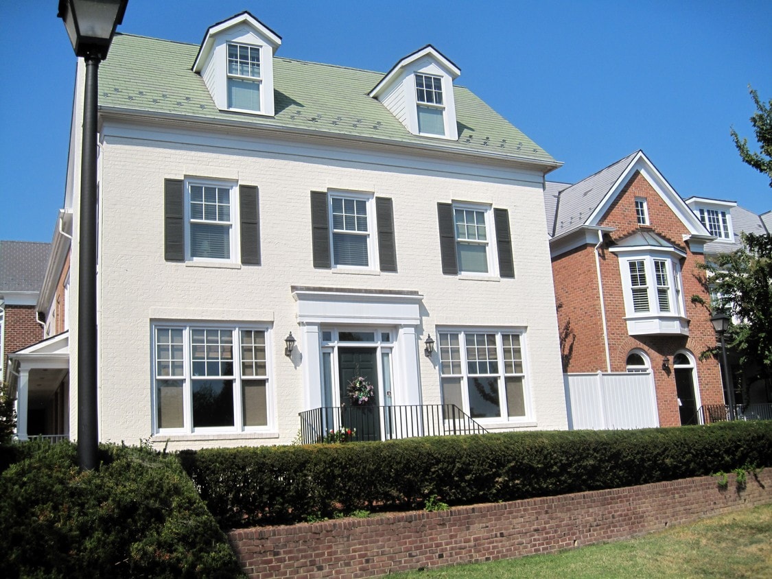959 Powhatan St, Alexandria, VA 22314 Townhouse for Rent in Alexandria, VA