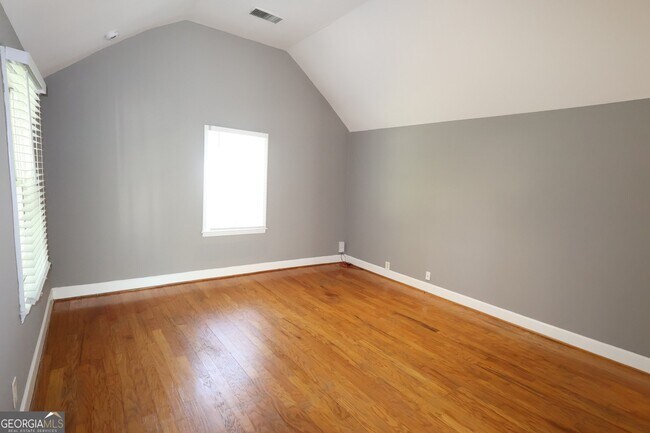 Building Photo - 771 McLendon Dr