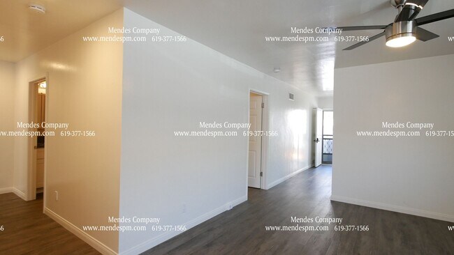 Foto del edificio - 5545 Mary Lane Dr