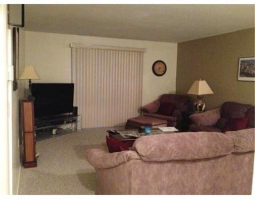 Foto del edificio - 12 Shadowbrook Ln