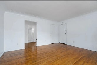 Building Photo - 337 E 41st St