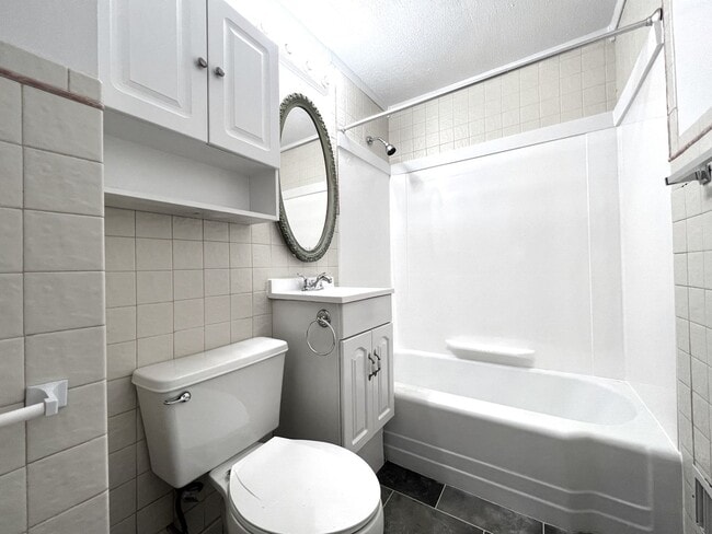 Foto del edificio - COMING SOON!! Midtown 3Bed 2Bath 1 Car Gar...