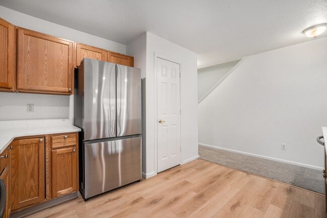 Building Photo - Great Townhome in Fort Collins