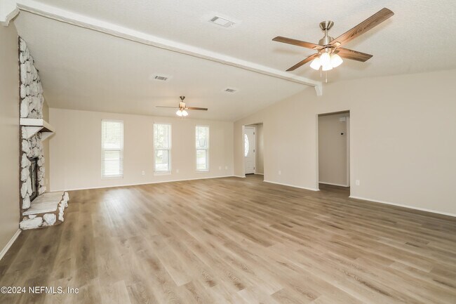 Building Photo - 1239 Abilene Trail