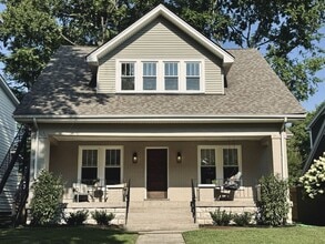 Building Photo - 1332 Stainback Ave