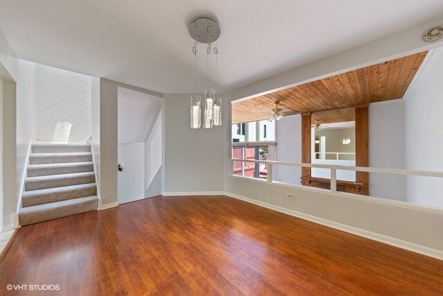 Building Photo - 12 Oak Tree Ct