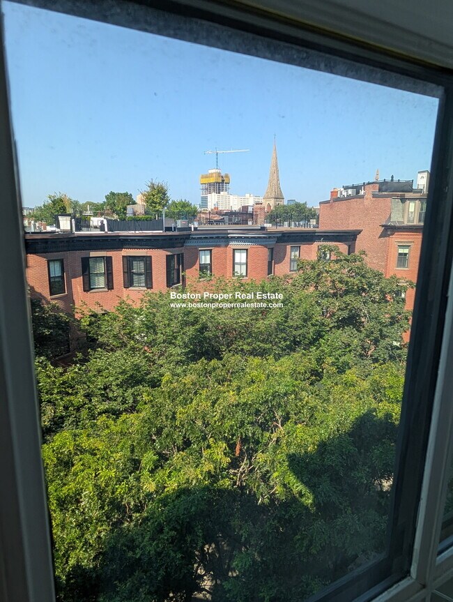 Foto del edificio - 125 Pembroke St