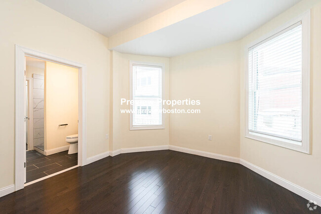 Building Photo - 5 Malvern Ter